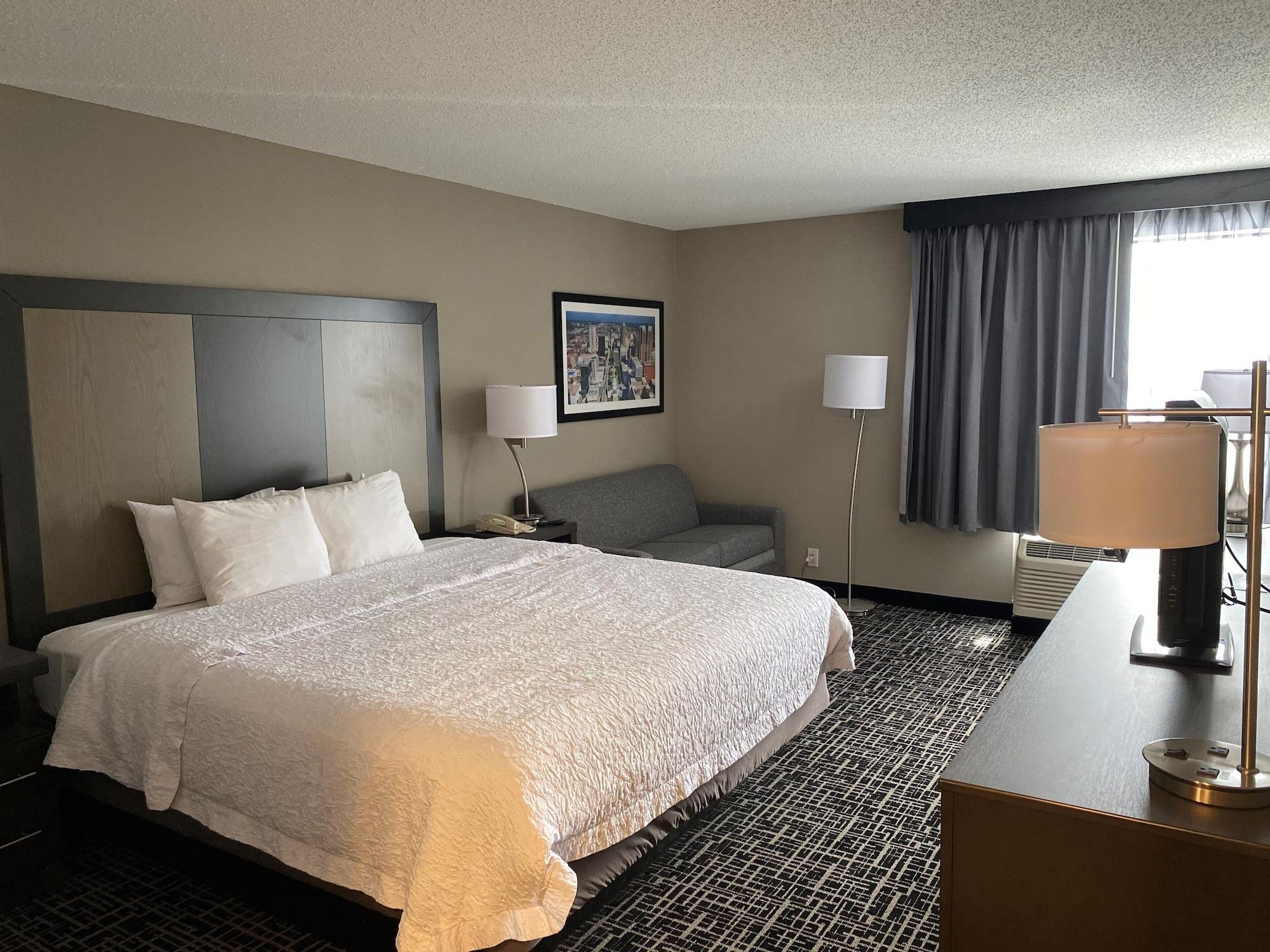 La Quinta Inn & Suites By Wyndham St Louis Route 66 Windsor Springs Экстерьер фото