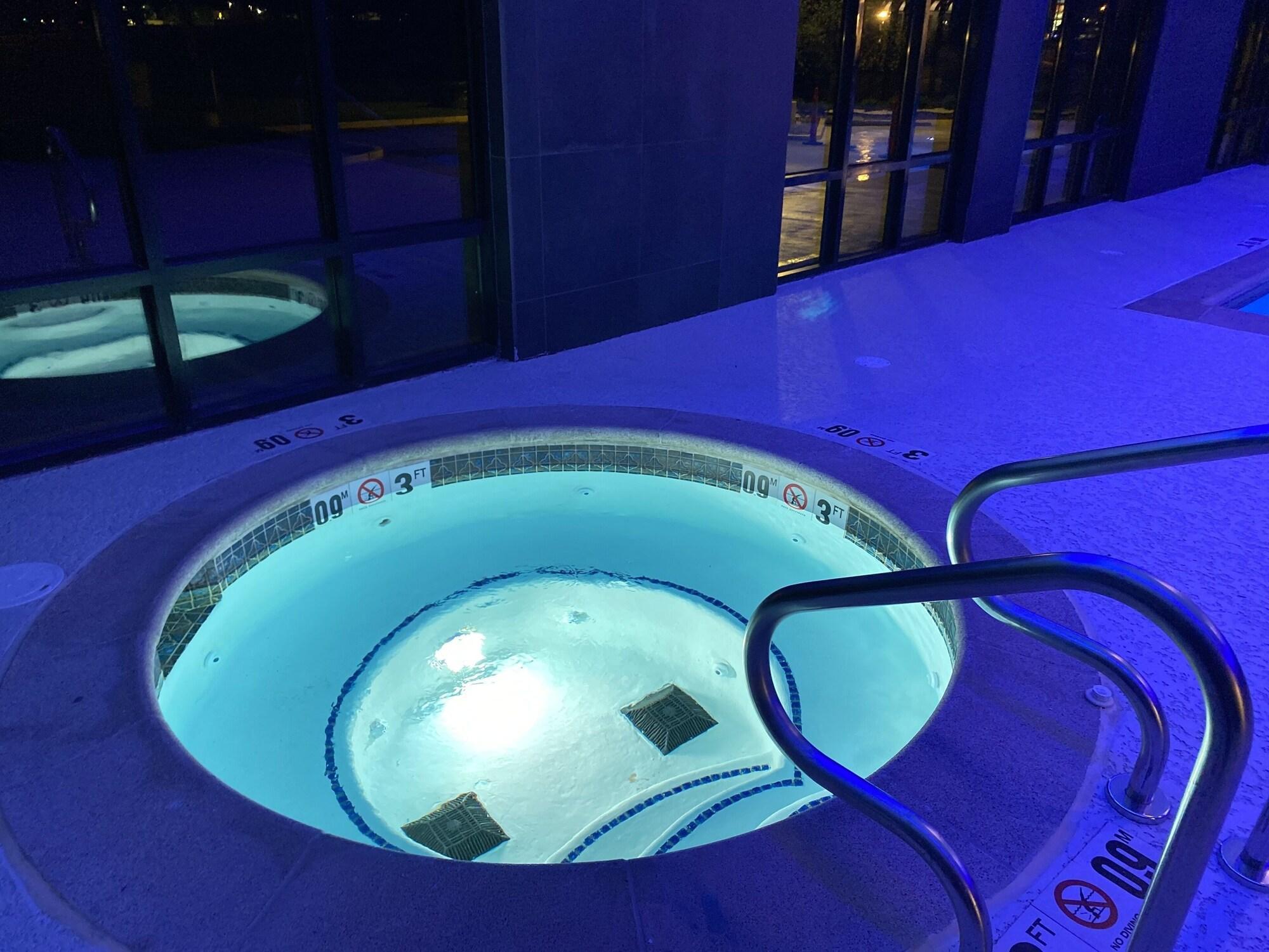 La Quinta Inn & Suites By Wyndham St Louis Route 66 Windsor Springs Экстерьер фото