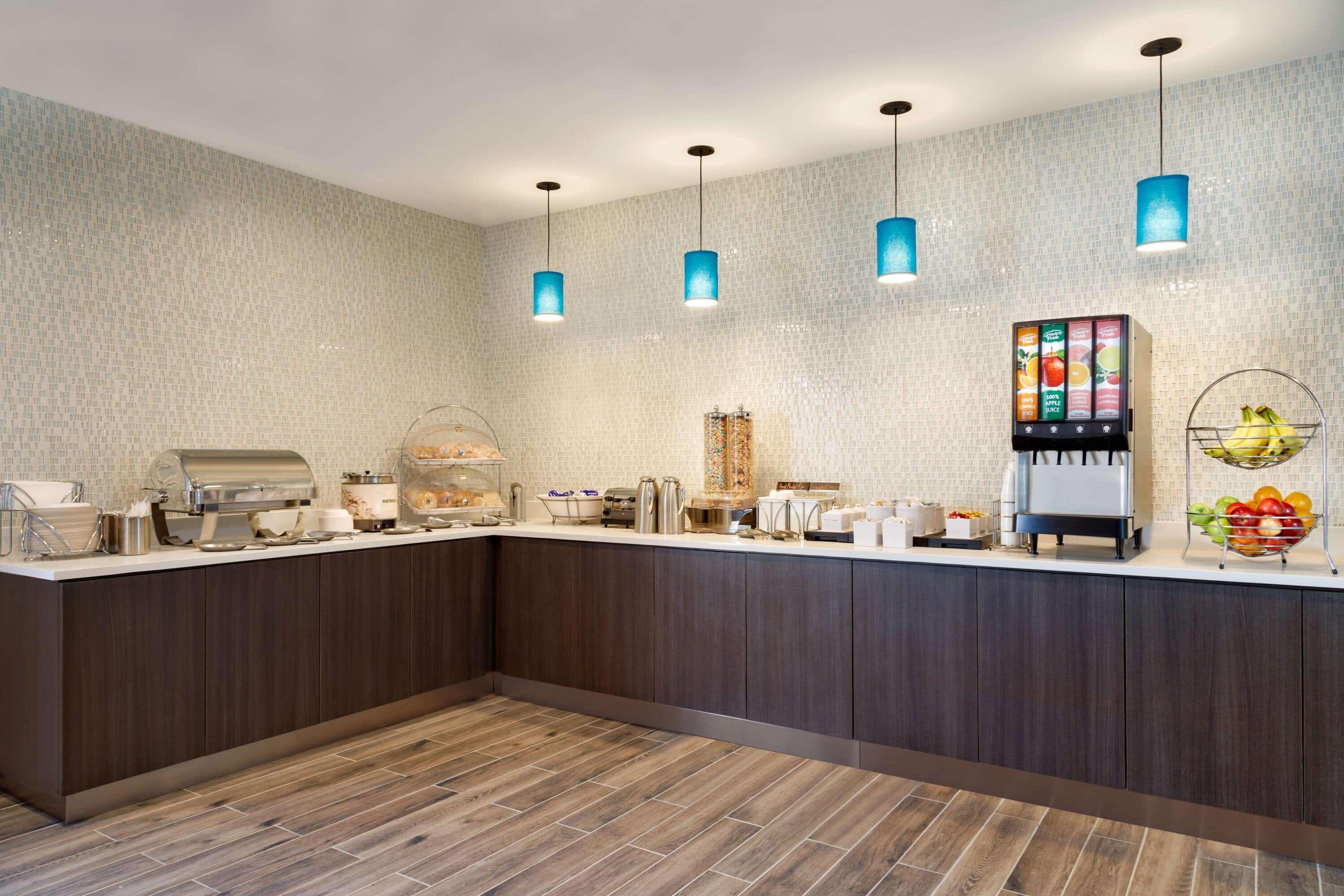 La Quinta Inn & Suites By Wyndham St Louis Route 66 Windsor Springs Экстерьер фото