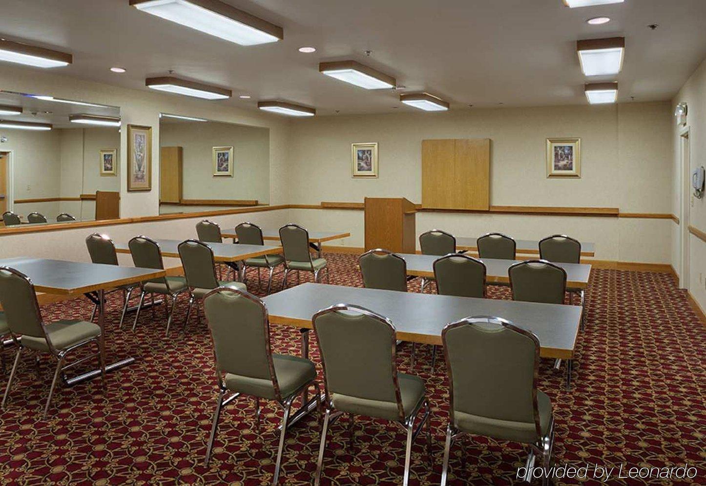 La Quinta Inn & Suites By Wyndham St Louis Route 66 Windsor Springs Экстерьер фото